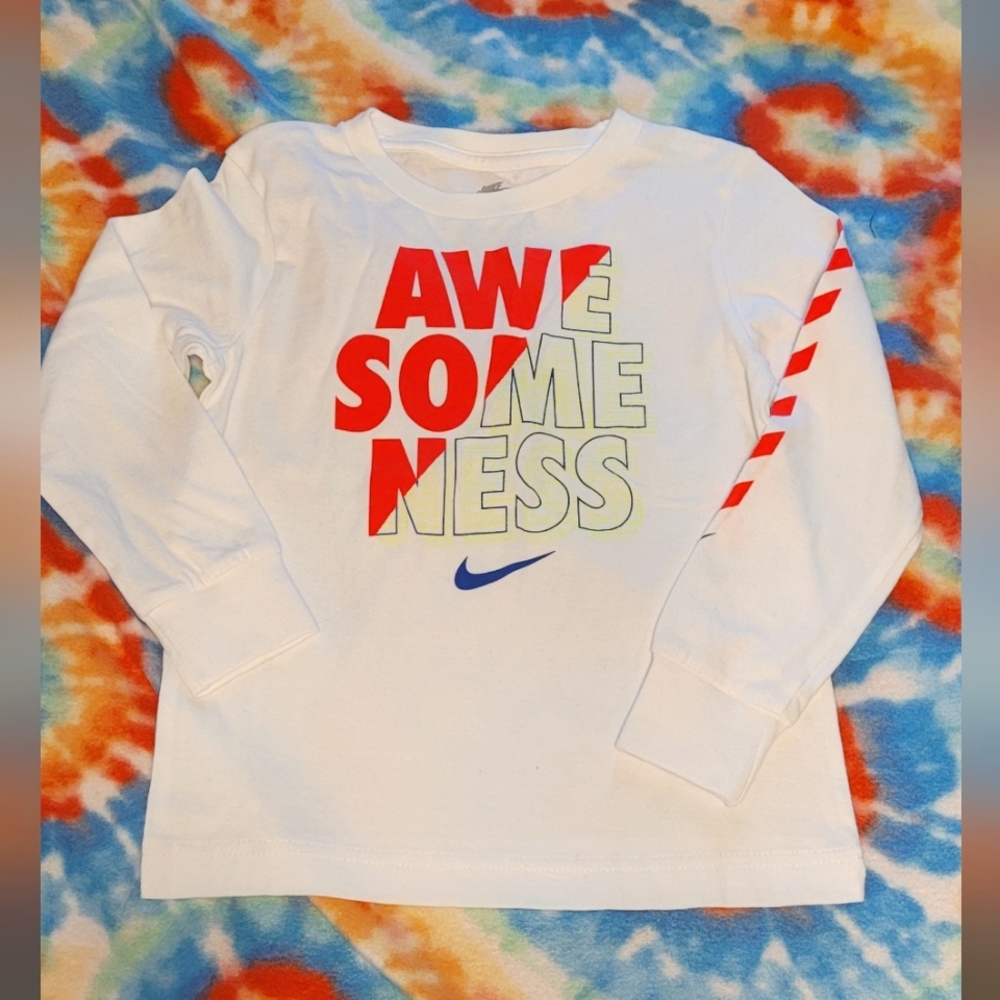 Nike | NWOT Boy's 4T White Long Sleeve Shirt